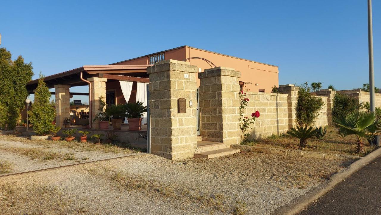 Bed and breakfast Oniro Specchia Extérieur photo